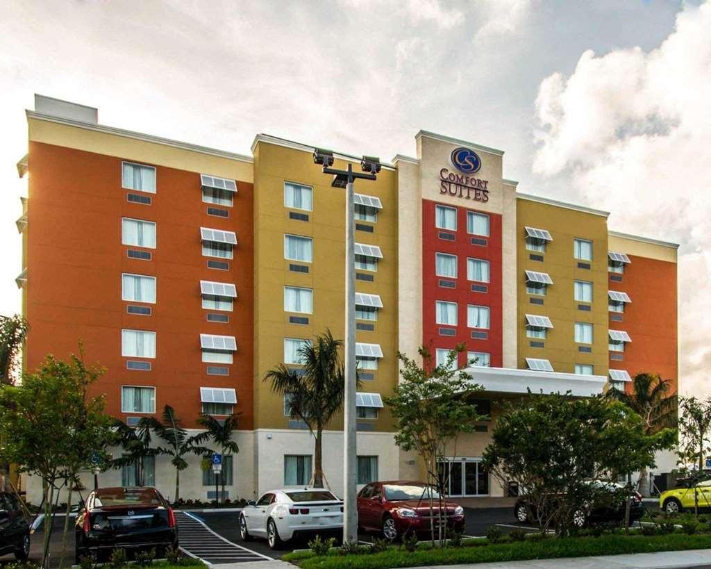Comfort Suites Fort Lauderdale Airport South & Cruise Port Dania Beach Exterior photo